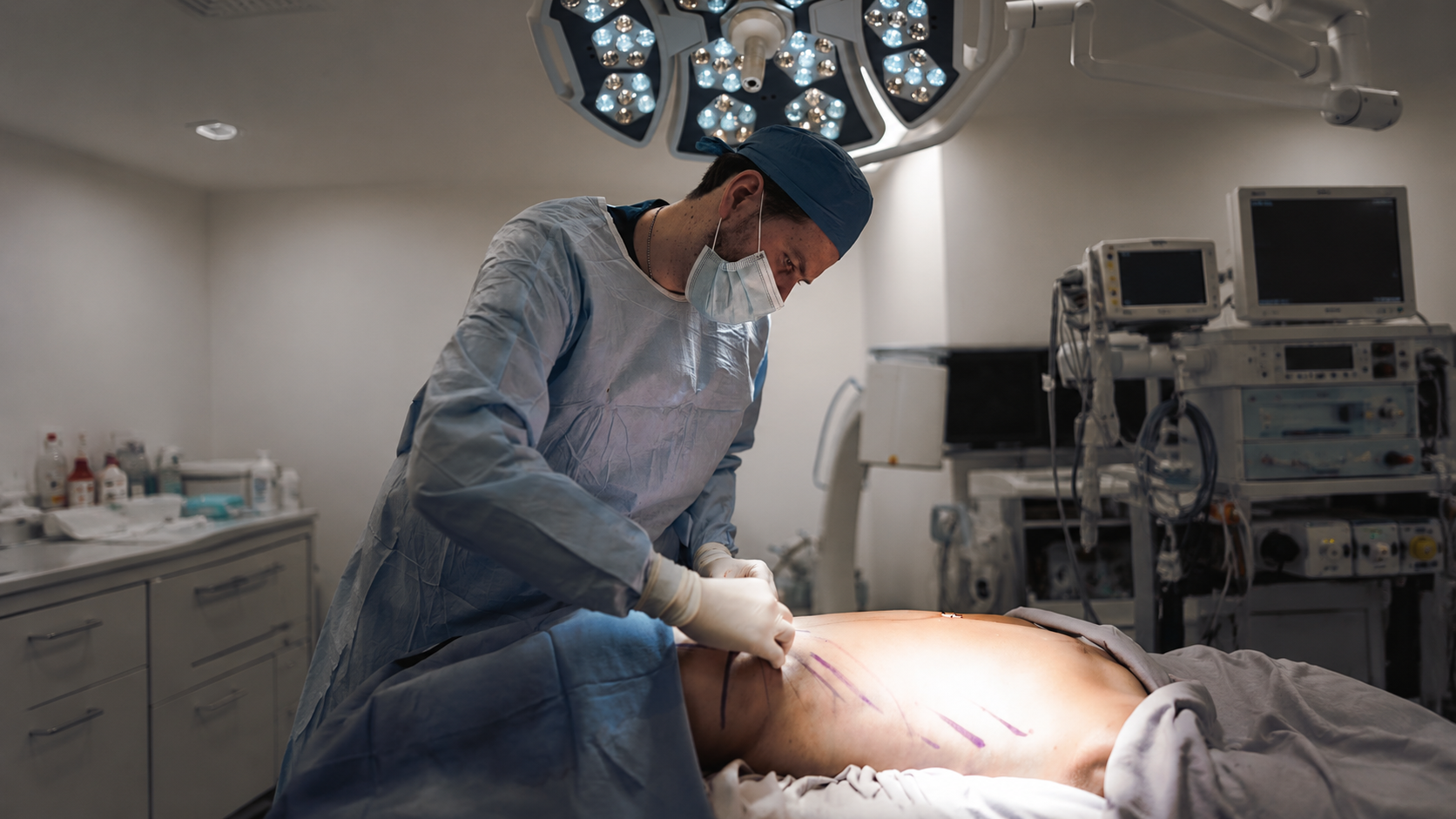 Dr. Francisco López Torres — Cirujano Plástico en CDMX
